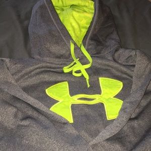 Under Armour sweatshirt